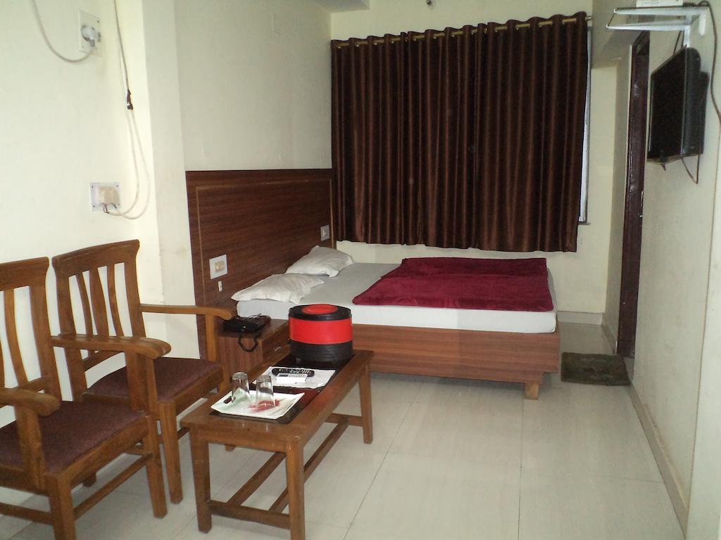 Hotel Umang Lucknow Room photo