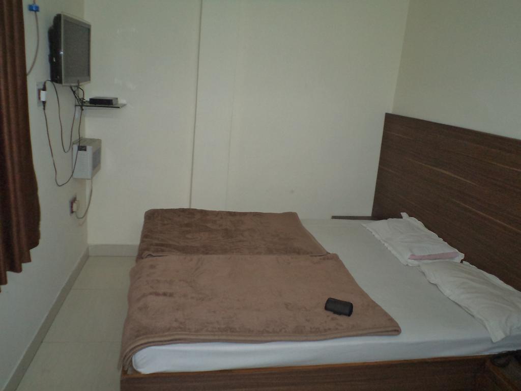 Hotel Umang Lucknow Room photo